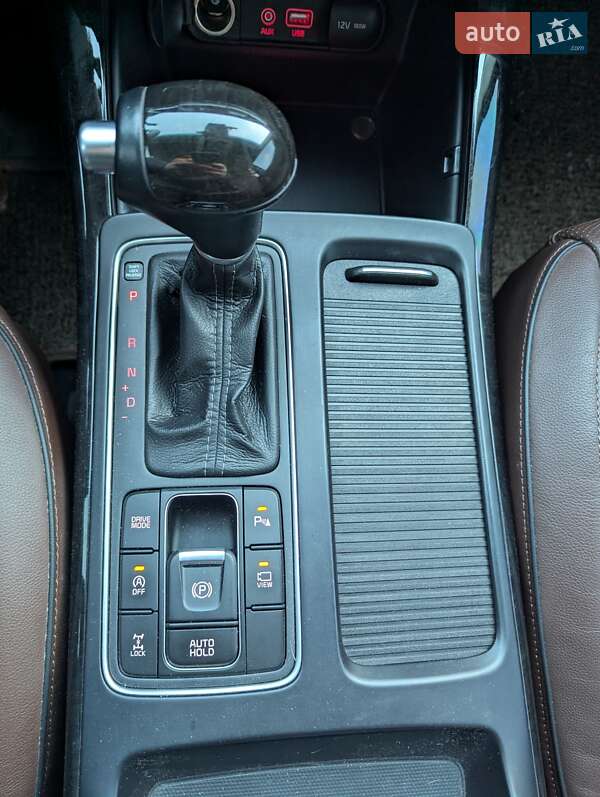 Позашляховик / Кросовер Kia Sorento 2015 в Тернополі