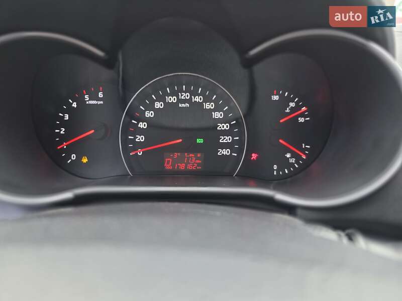 Внедорожник / Кроссовер Kia Sorento 2013 в Полтаве