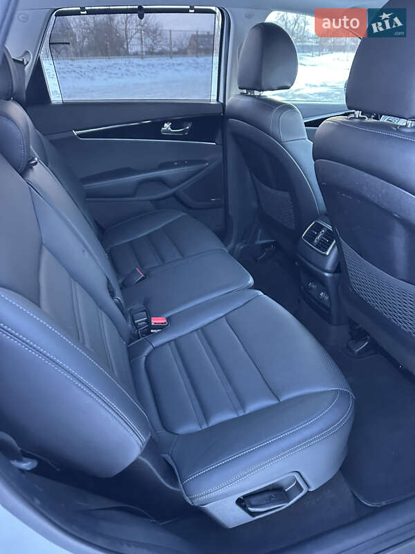 Внедорожник / Кроссовер Kia Sorento 2020 в Луцке