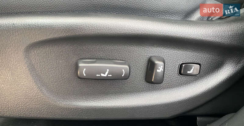 Внедорожник / Кроссовер Kia Sorento 2012 в Львове фото 8 Внедорожник / Кроссовер Kia Sorento 2012 в Львове