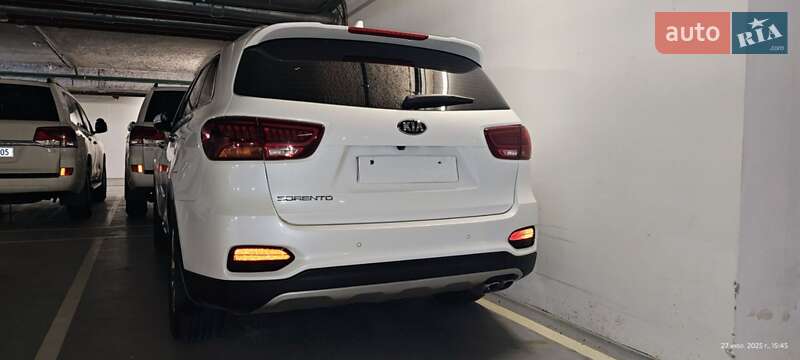 Внедорожник / Кроссовер Kia Sorento 2018 в Киеве фото 6 Внедорожник / Кроссовер Kia Sorento 2018 в Киеве