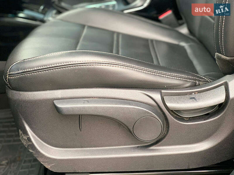 Позашляховик / Кросовер Kia Sorento 2016 в Вінниці фото 32 Позашляховик / Кросовер Kia Sorento 2016 в Вінниці