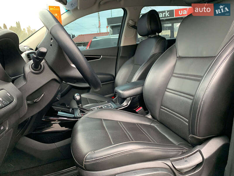 Позашляховик / Кросовер Kia Sorento 2016 в Вінниці фото 34 Позашляховик / Кросовер Kia Sorento 2016 в Вінниці