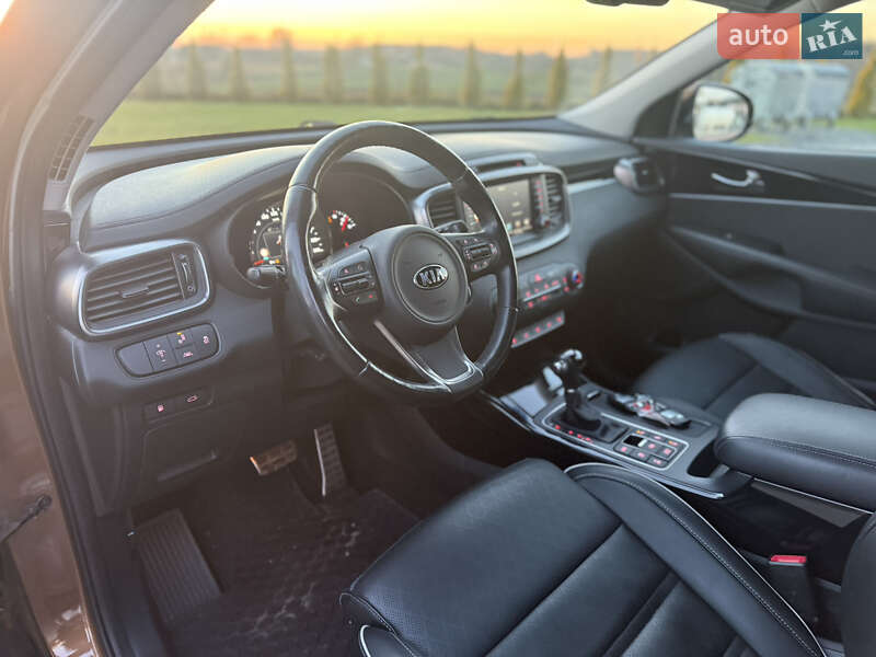 Позашляховик / Кросовер Kia Sorento 2016 в Луцьку фото 35 Позашляховик / Кросовер Kia Sorento 2016 в Луцьку