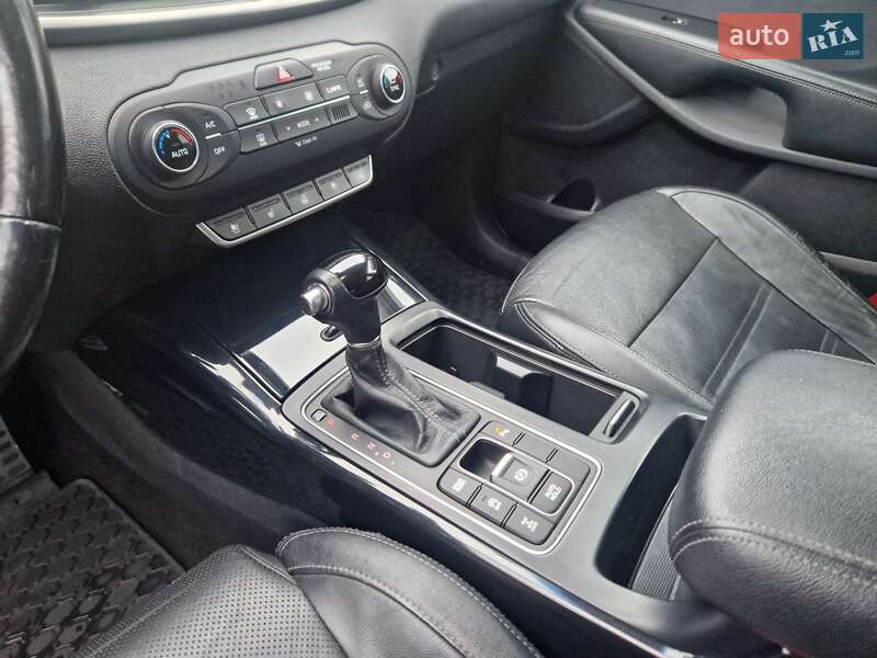 Внедорожник / Кроссовер Kia Sorento 2016 в Виннице