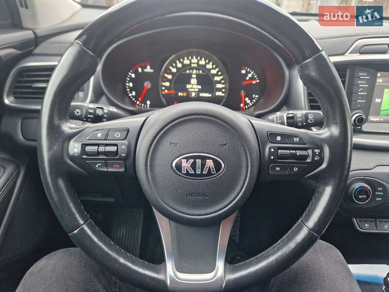 Внедорожник / Кроссовер Kia Sorento 2016 в Виннице