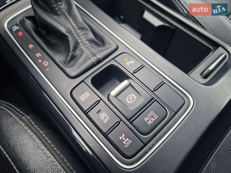 Внедорожник / Кроссовер Kia Sorento 2016 в Виннице