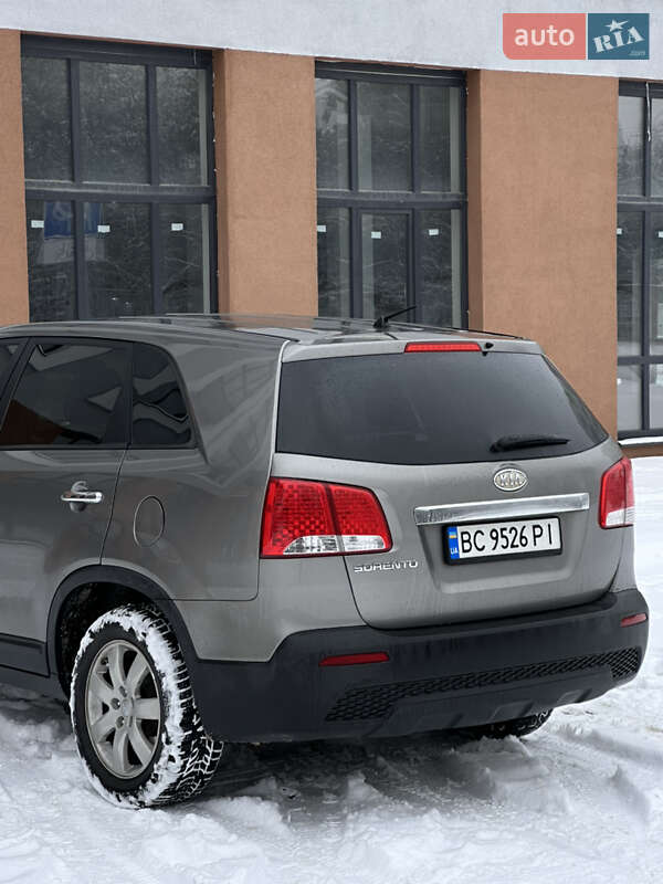Внедорожник / Кроссовер Kia Sorento 2011 в Львове