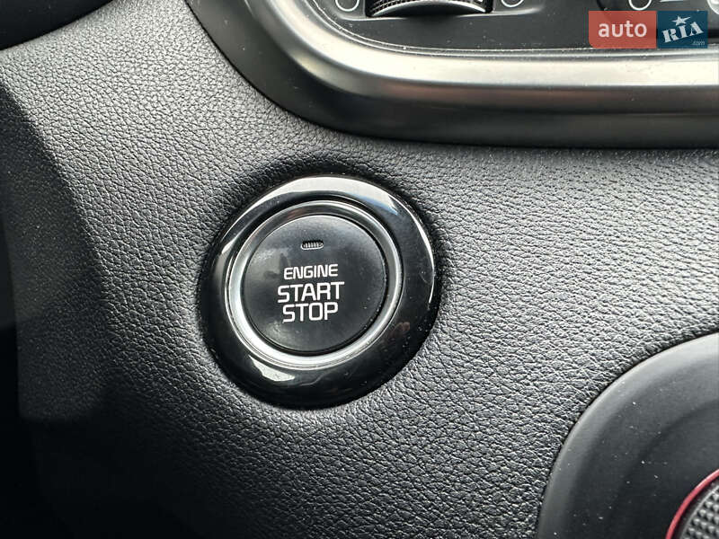 Внедорожник / Кроссовер Kia Sorento 2018 в Ивано-Франковске