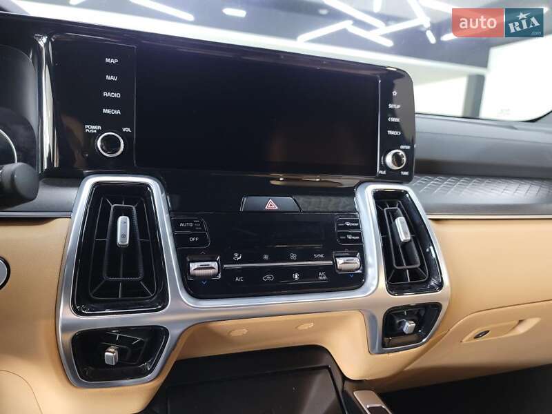 Внедорожник / Кроссовер Kia Sorento 2020 в Одессе