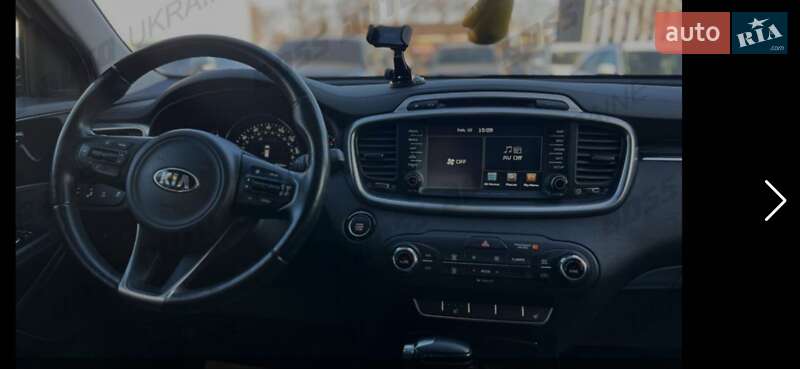 Позашляховик / Кросовер Kia Sorento 2015 в Івано-Франківську