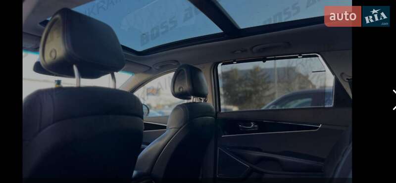 Позашляховик / Кросовер Kia Sorento 2015 в Івано-Франківську