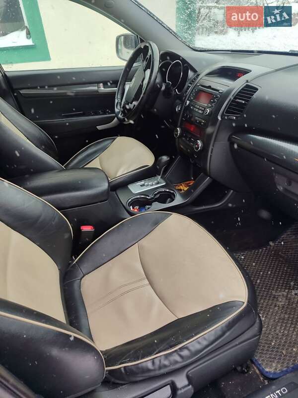 Внедорожник / Кроссовер Kia Sorento 2010 в Тернополе