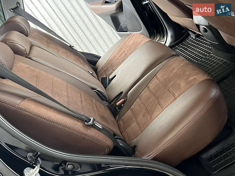 Внедорожник / Кроссовер Kia Sorento 2010 в Дрогобыче