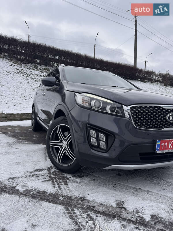 Внедорожник / Кроссовер Kia Sorento 2016 в Луцке