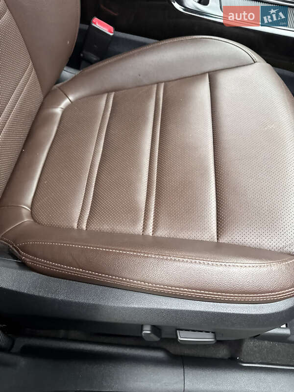 Внедорожник / Кроссовер Kia Sorento 2016 в Луцке