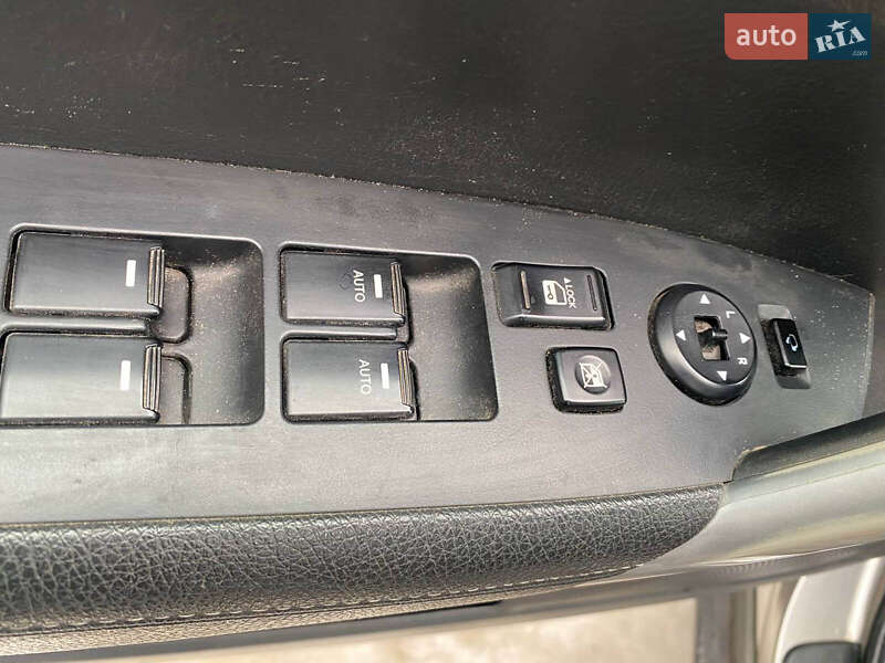 Внедорожник / Кроссовер Kia Sorento 2009 в Львове фото 11 Внедорожник / Кроссовер Kia Sorento 2009 в Львове