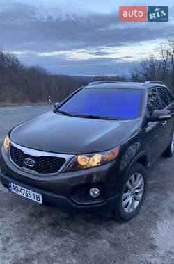 Внедорожник / Кроссовер Kia Sorento 2010 в Хусте