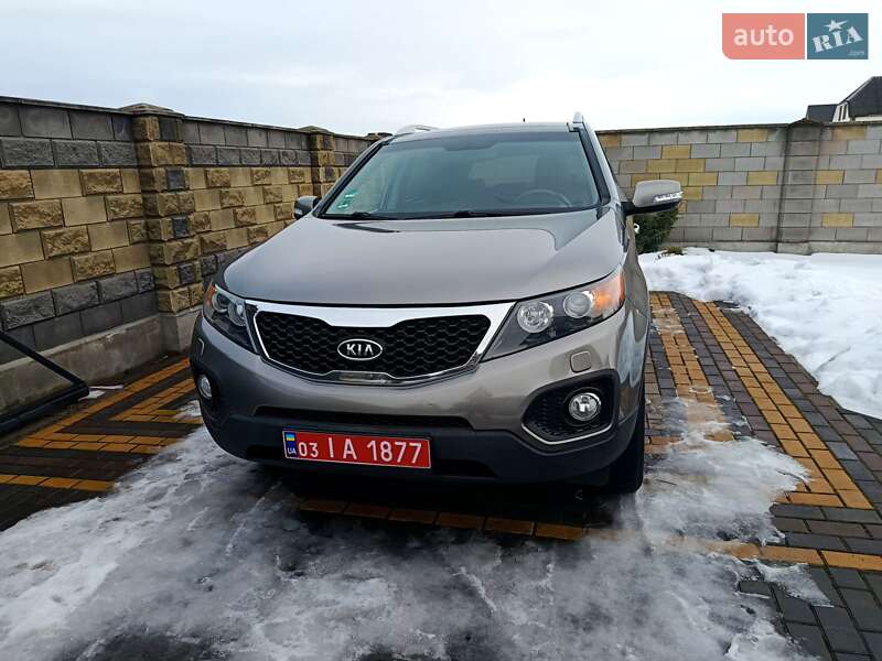 Внедорожник / Кроссовер Kia Sorento 2011 в Луцке