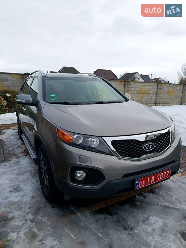 Внедорожник / Кроссовер Kia Sorento 2011 в Луцке