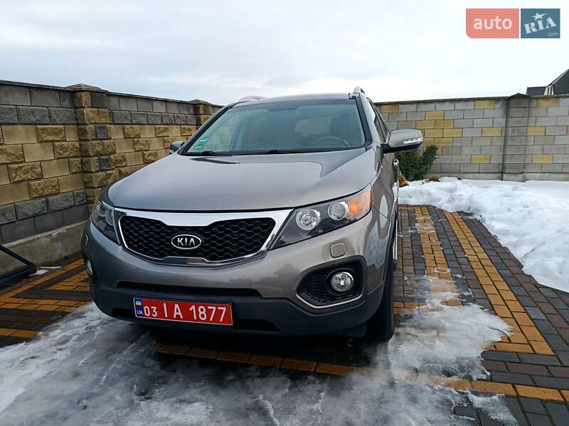 Внедорожник / Кроссовер Kia Sorento 2011 в Луцке