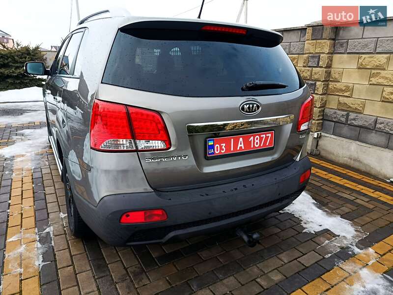 Внедорожник / Кроссовер Kia Sorento 2011 в Луцке