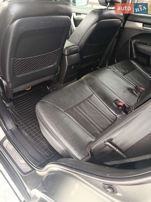 Внедорожник / Кроссовер Kia Sorento 2011 в Луцке