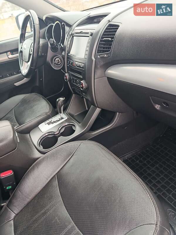 Внедорожник / Кроссовер Kia Sorento 2011 в Луцке
