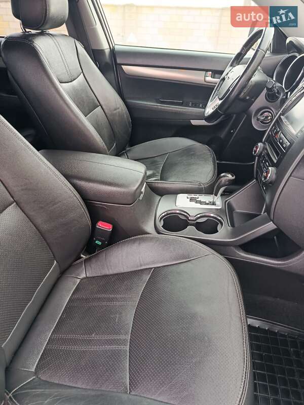 Внедорожник / Кроссовер Kia Sorento 2011 в Луцке