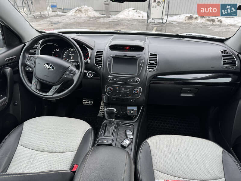 Внедорожник / Кроссовер Kia Sorento 2014 в Луцке