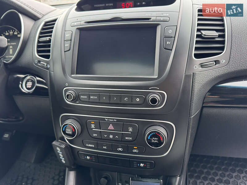 Внедорожник / Кроссовер Kia Sorento 2014 в Луцке