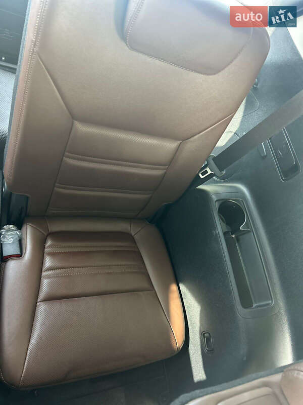 Внедорожник / Кроссовер Kia Sorento 2016 в Киеве