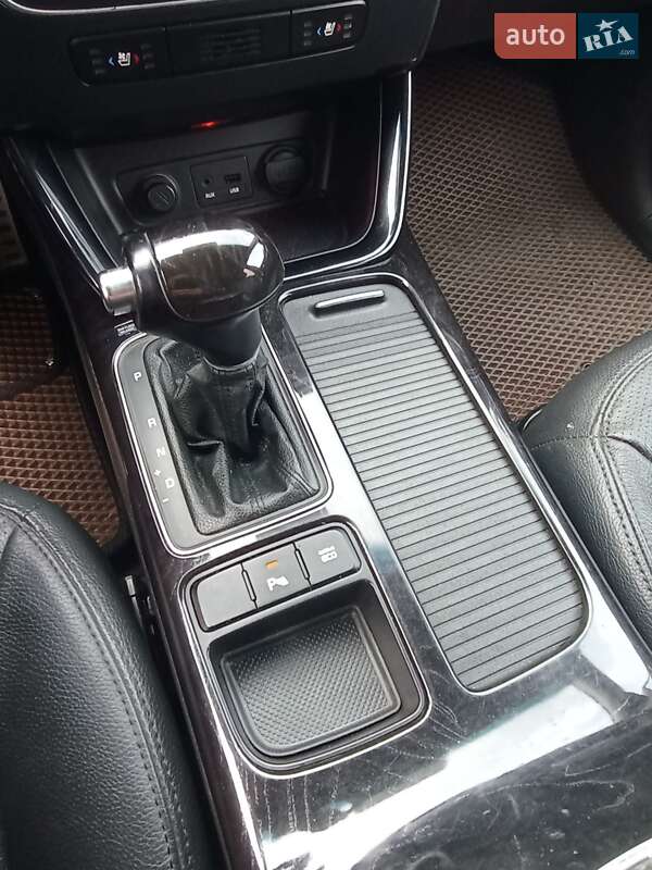 Внедорожник / Кроссовер Kia Sorento 2014 в Житомире