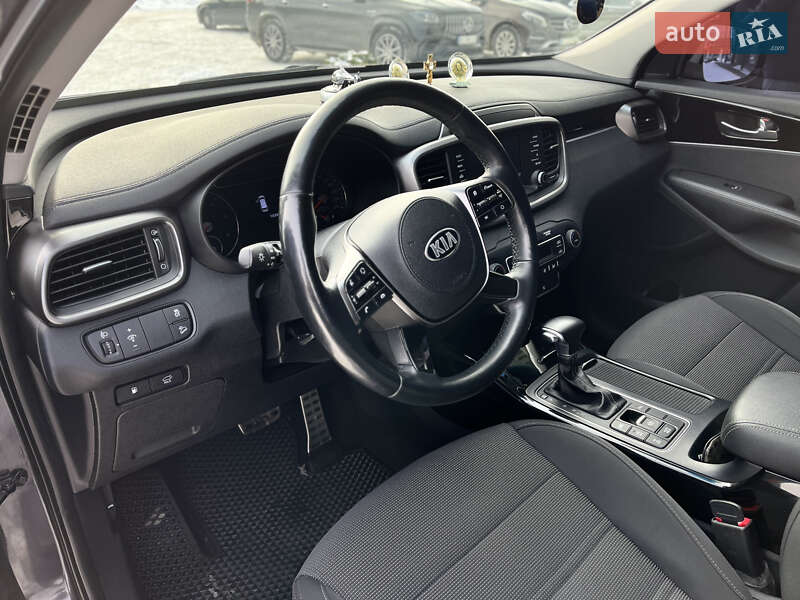 Внедорожник / Кроссовер Kia Sorento 2017 в Луцке