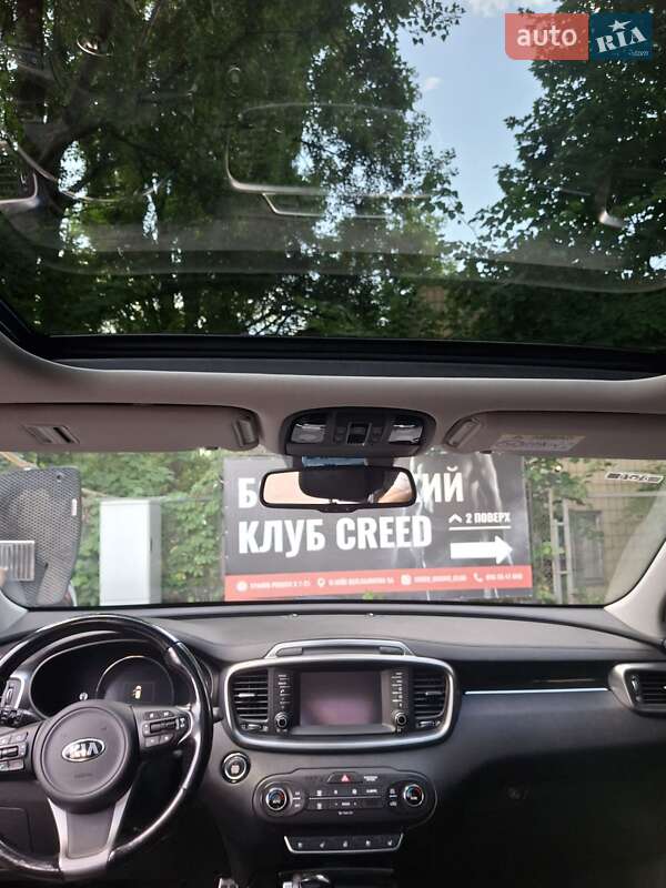 Внедорожник / Кроссовер Kia Sorento 2016 в Киеве