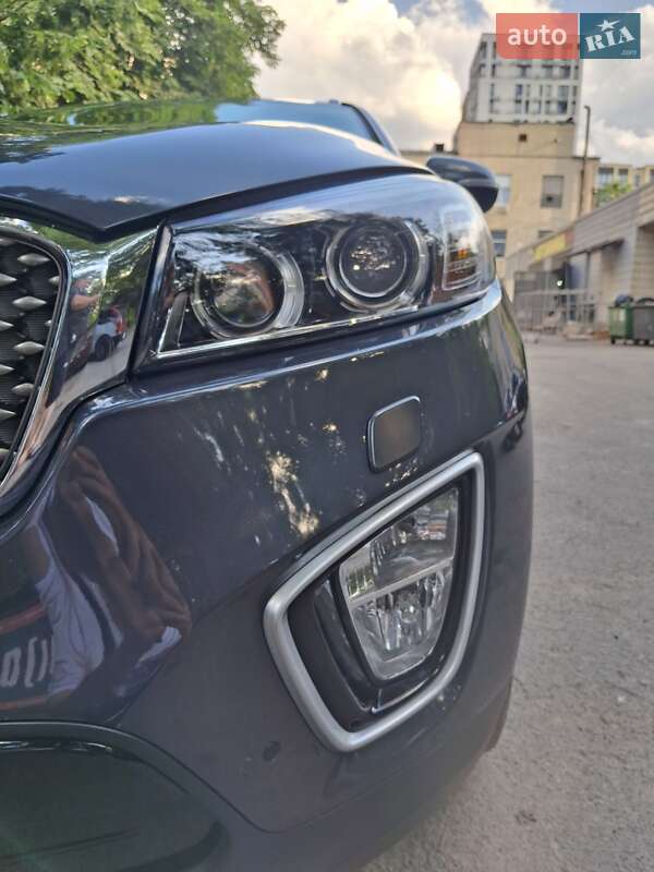 Внедорожник / Кроссовер Kia Sorento 2016 в Киеве