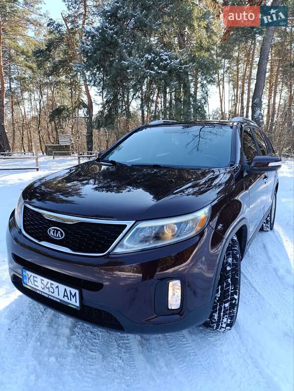 Внедорожник / Кроссовер Kia Sorento 2013 в Царичанке