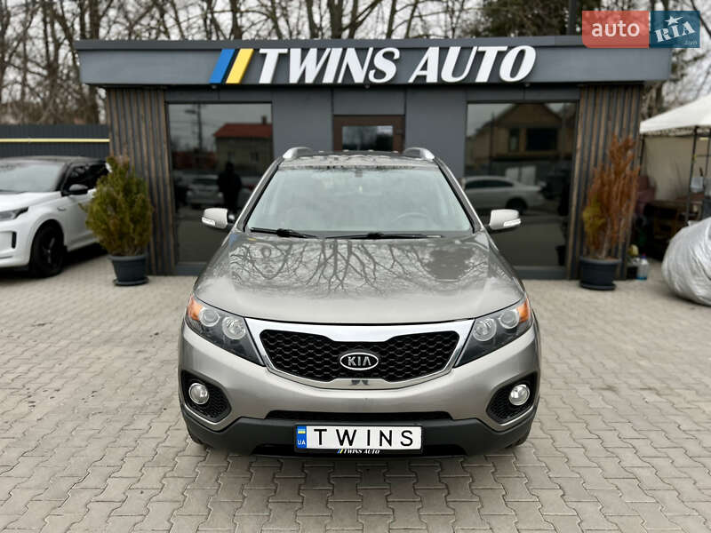 Внедорожник / Кроссовер Kia Sorento 2012 в Одессе
