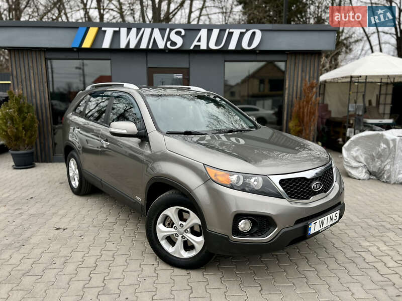Внедорожник / Кроссовер Kia Sorento 2012 в Одессе