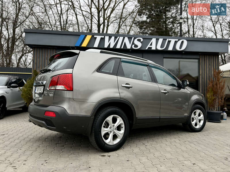 Внедорожник / Кроссовер Kia Sorento 2012 в Одессе