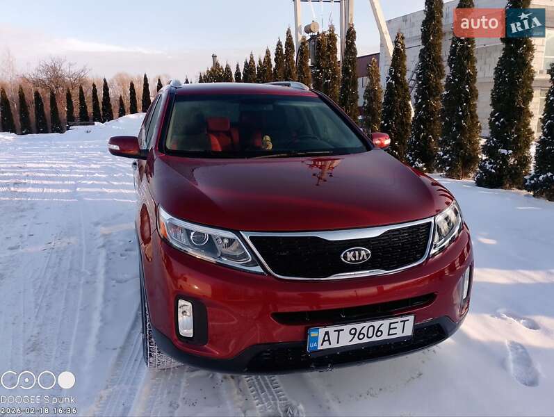 Внедорожник / Кроссовер Kia Sorento 2013 в Надворной фото Внедорожник / Кроссовер Kia Sorento 2013 в Надворной