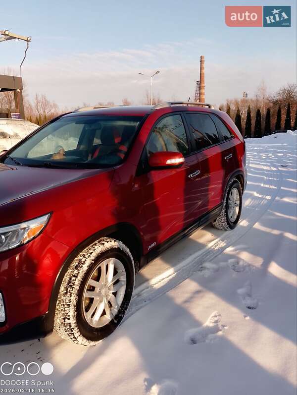 Внедорожник / Кроссовер Kia Sorento 2013 в Надворной фото 5 Внедорожник / Кроссовер Kia Sorento 2013 в Надворной