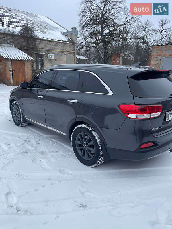 Внедорожник / Кроссовер Kia Sorento 2015 в Харькове