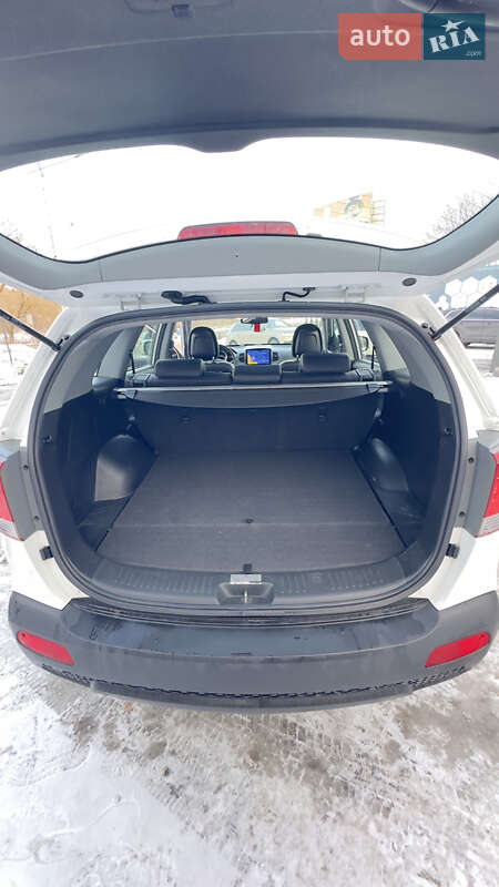 Внедорожник / Кроссовер Kia Sorento 2011 в Львове