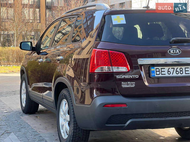 Внедорожник / Кроссовер Kia Sorento 2012 в Киеве