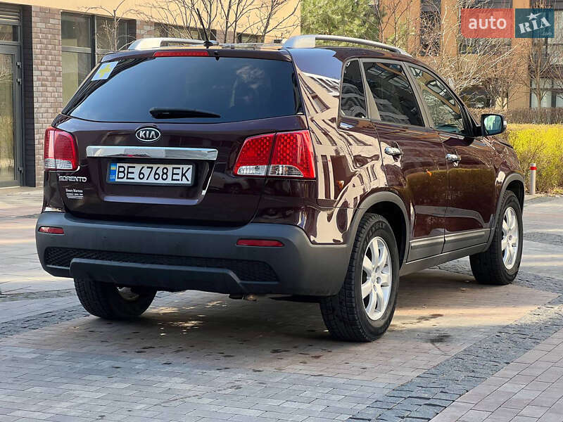 Внедорожник / Кроссовер Kia Sorento 2012 в Киеве