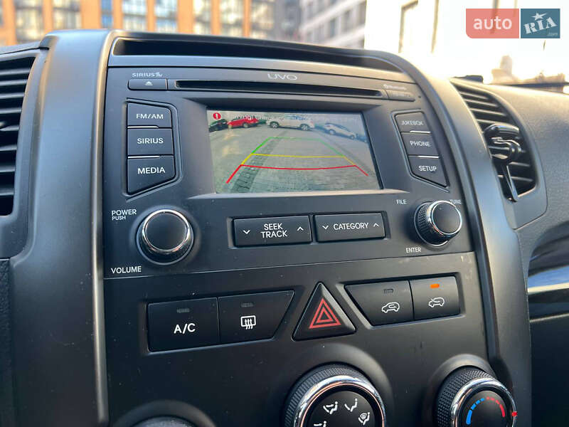 Внедорожник / Кроссовер Kia Sorento 2012 в Киеве