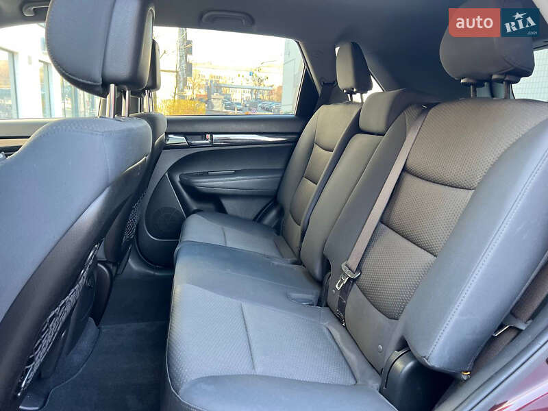 Внедорожник / Кроссовер Kia Sorento 2012 в Киеве