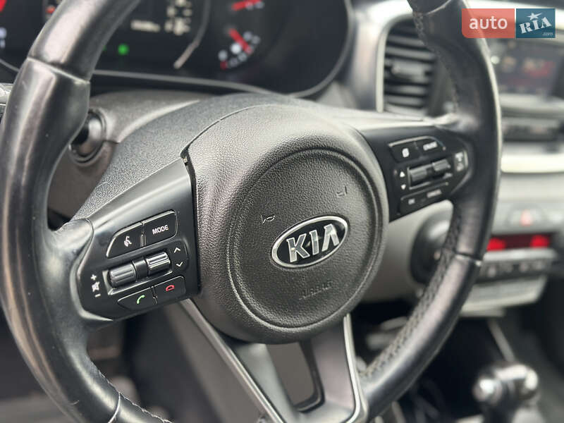 Внедорожник / Кроссовер Kia Sorento 2015 в Луцке