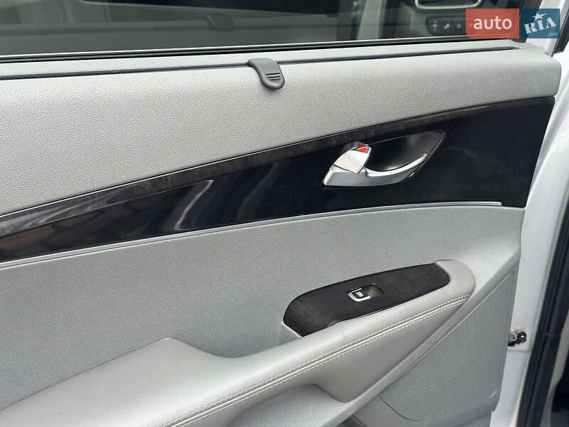 Внедорожник / Кроссовер Kia Sorento 2015 в Луцке